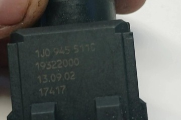 SENZOR PEDÁLU BRZDY AUDI TT ROADSTER (8J9) 1J0945511C 1.8L GASOLINE