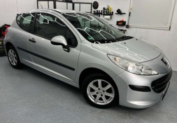 Peugeot 207 Hatchback 5d 1.4 75KM 2009 Peugeot 207 1,4 benzyna 1 wlasciciel 100 bezwypadkowy 1.4 Benzyna
