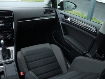 Volkswagen Golf VII Hatchback 5d Facelifting 1.4 TSI 150KM 2017 VW Golf 1.4 TSI, Salon Polska, Automat, Navi, zdjęcie 7