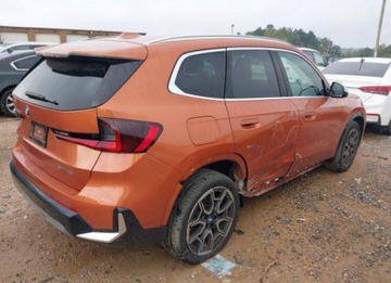 BMW X1 U11 2023 BMW X1 2023, 2.0L, 4x4, od ubezpieczalni, zdjęcie 3