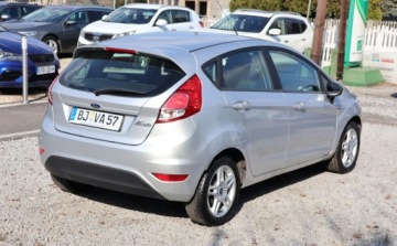 Ford Fiesta VII Hatchback 3d Facelifting 1.25 82KM 2016 Ford Fiesta Klimatyzacja, Wielofunkcyjna kierownica, Elektryczne szyby 1.2, zdjęcie 2