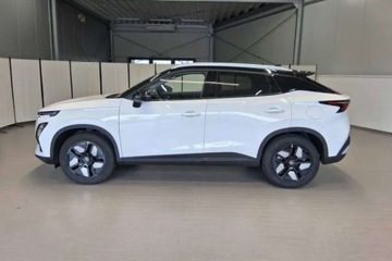 Omoda 5 1.6 T-GDI 147KM 2025 Omoda 5 Premium Bogate wyposazenie Okno dachowe Od reki 1.6 Benzyna, zdjęcie 4