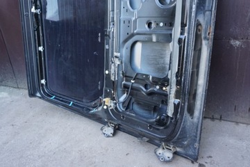 MITSUBISHI PAJERO III VÍKO KUFRU KUFRU + SKLO (OKNO) 3,2 DID 02R