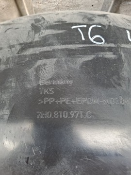 PODBĚH LEVÝ ZADNÍ VW T6 7H0810971C