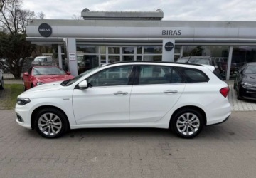 Fiat Tipo II Station Wagon 1.6 MultiJet 120KM 2017 Fiat Tipo Fiat Tipo 1.6 MultiJet DCT Lounge 1.6 Diesel 120KM, zdjęcie 7