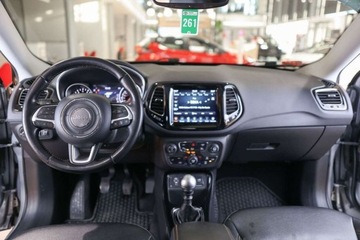 Jeep Compass II SUV 1.4 MultiAir 140KM 2019 Jeep Compass 1.4 TMair Night Eagle FWD SS 1.4 Benzyna 140KM, zdjęcie 4