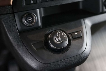 Toyota 2022 Toyota Proace Verso Verso 2.0 D4-D Long Family Aut. 2.0 Diesel 177KM, zdjęcie 10