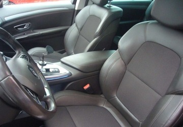 Renault Espace V Van 1.6 Energy dCi 160KM 2016 Renault Espace Renault Espace V Espace 1.6 Diesel 160KM, zdjęcie 11