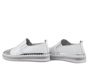 Buty damskie sneakersy białe na platformie wsuwane skórzane S.Barski 370 37
