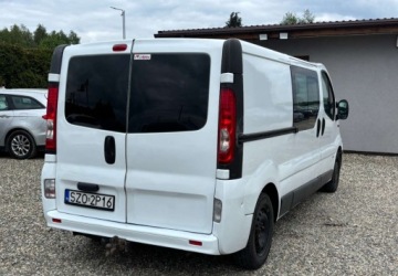 Opel Vivaro A 2007 Opel Vivaro 6 osobowy 2.0 Diesel 114KM, zdjęcie 4