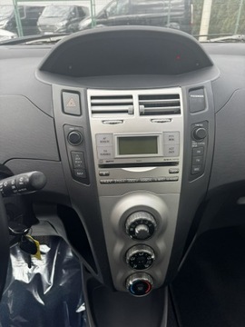 Toyota Yaris II Hatchback 5d 1.0 VVT-i 69KM 2006 Toyota Yaris Raty Zamiana Gwarancja zadbana zdrowa, zdjęcie 13