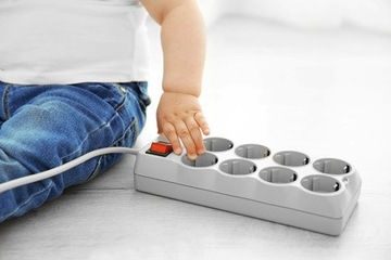 КАБЕЛЬНЫЙ КОНТЕЙНЕР ПОЛОСКА-ОРГАНИЗАТОР EBOX