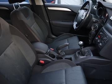 Citroen C4 II Hatchback 5d 1.6 HDi 112KM 2012 Citroen C4 1.6 HDi, Klima, Tempomat, Parktronic, zdjęcie 8