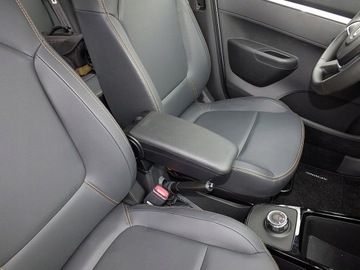LOKETNÍ OPĚRKA ARMSTER 3, VW GOLF V 2004-2010,