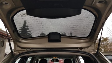 Солнцезащитные шторки, посвященные Dacia Duster I