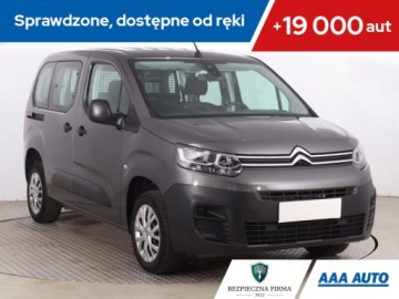 Citroen Berlingo III Osobowy M 1.2 PureTech 110KM 2023 Citroen Berlingo 1.2 PureTech, Salon Polska