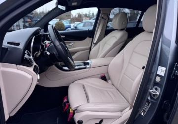 Mercedes GLC C253 Coupe Facelifting 2.0 200d 163KM 2021 Mercedes-Benz GLC MultiLED Szyber Alu18 Kamera Blis Virtual Navi Serwis Pi, zdjęcie 4