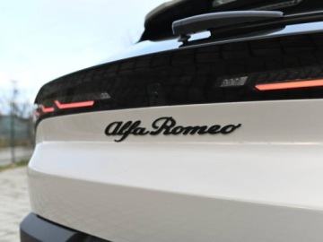 Alfa Romeo Junior SUV 1.2 Hybrid 145KM 2026 ALFA ROMEO Junior Ibrida Suv 1.2 (145KM) 2026, zdjęcie 13