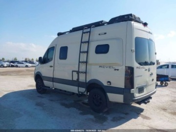 Mercedes Sprinter III 2021 Mercedes-Benz Sprinter Mercedes-Benz Sprinter Crew Van 2500 Standard Roof, zdjęcie 2