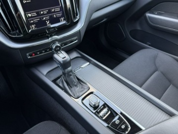 Volvo XC60 II Crossover D4 190KM 2020 Volvo XC 60 B4 B Momentum aut, Salon PL! 1 wł.!, zdjęcie 26