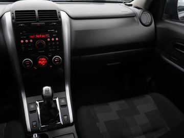 Suzuki Grand Vitara II SUV 3d Facelifting 1.6 VVT 106KM 2009 Suzuki Grand Vitara 1.6, Salon Polska, 4X4, zdjęcie 7
