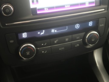 Renault Kadjar Crossover 1.2 Energy TCe 130KM 2016 Renault Kadjar 1.2 TCe, Salon Polska, zdjęcie 11