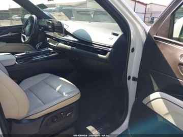 Cadillac Escalade III 2023 Cadillac Escalade 2023r., 6.2L, ESV, 4WD, 4dr Sport 6.2 Benzyna 420KM, zdjęcie 8
