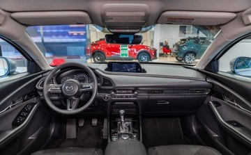 Mazda CX-30 2.0 SKYACTIV-G 150KM 2021 Mazda CX-30 2.0 mHEV Kanjo 2WD 2.0 Benzyna 150KM, zdjęcie 4