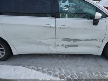 Chrysler Pacifica II 2023 Chrysler Pacifica 2023 Chrysler Pacifica Touring L FWD 3.6 Benzyna 287KM, zdjęcie 9