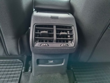 Citroen 2022 Citroen C4 SalonPL serwis ASO 1.5 BlueHDI 110KM bezwypadkowy pakiety Head-, zdjęcie 24