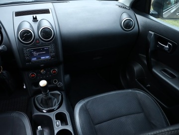 Nissan Qashqai I Crossover Facelifting  1.6 dCi 130KM 2013 Nissan Qashqai 1.6 dCi, Salon Polska, zdjęcie 7