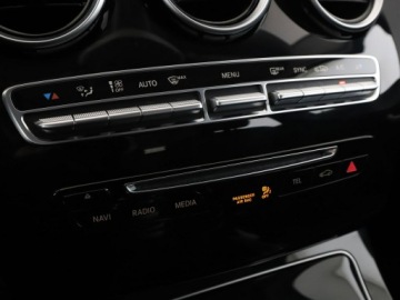 Mercedes Klasa C W205 Kombi 180 156KM 2015 Mercedes C 180 Półskóra Navi Klimatyzacja, zdjęcie 25