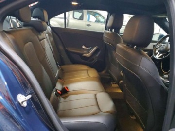 Mercedes Klasa A W177/V177 2021 Mercedes-Benz Klasa A 220 4Matic 2021 2.0 Benzyna 188KM, zdjęcie 10
