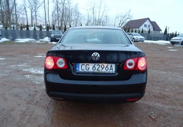 Volkswagen Jetta V 1.9 TDI 105KM 2006 Volkswagen Jetta 1.9tdi,klima,zarejestrowany 1.9 Diesel 105KM, zdjęcie 13