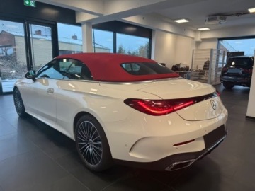Mercedes CLE Coupe 2.0 300 258KM 2026 MERCEDES-BENZ CLE 300 4-Matic AMG Line 2.0 (258KM) 2026, zdjęcie 2