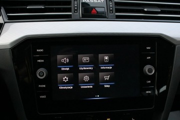 Volkswagen Passat B8 Variant Facelifting 2.0 TSI 190KM 2021 Volkswagen Passat BUSINESS 2.0TSI 190KM Salon PL GWARANCJA SelectCar+ FV23%, zdjęcie 28