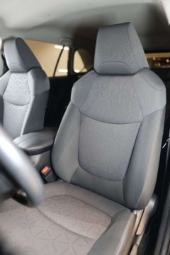 Toyota RAV4 V SUV 2.5 Hybrid Dynamic Force 222KM 2021 Toyota RAV4 2.5 Hybrid Comfort 4x4 2.5 Hybryda 222KM, zdjęcie 7