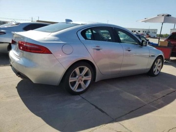 Jaguar XE Sedan 2.0 i4 240KM 2017 Jaguar XE 2017 JAGUAR XE PRESTIGE, Amer-Pol, zdjęcie 3