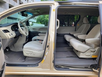 Toyota Sienna III 3.5 V6 266KM 2011 TOYOTA SIENNA 3.5 V6 266KM, Automat, 1 właściciel od 12 lat,7 Miejsc, zdjęcie 19