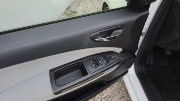 Fiat Bravo II Hatchback 5d Seria 3 1.6 MultiJet 16V 105KM 2014 Fiat Bravo 1,6 diesel 105 KM klimatronic zarejestrowany 1.6 Diesel 105KM, zdjęcie 6