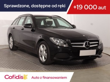 Mercedes Klasa C W205 Kombi 200 BlueTEC 136KM 2016 Mercedes C C 200 d, Automat, Navi, Klima