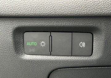 Skoda Octavia IV Liftback 1.5 TSI EVO 150KM 2024 Skoda Octavia Selection komplet opon, Podgrzewane fotele, Kamera cofania,, zdjęcie 19