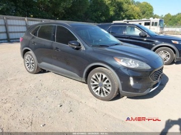 Ford Kuga III 2020 Ford Kuga 2020 r.,2,0L TITANIUM 2.0 Benzyna 250KM