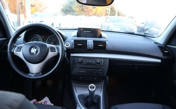 BMW Seria 1 E81/E87 Hatchback 5d E87 1.6 116i 115KM 2005 BMW Seria 1 ZADBANY, Szyberdach, Climatronic, El. Szyby, Czujniki Cofania, zdjęcie 4