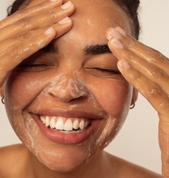 Натуральный очищающий гель для лица - Resibo