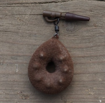 Bezpieczny klips z bolcem brązowy Undercarp