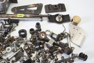 SUZUKI DL 650 V-STROM 12-16 ВИНТЫ