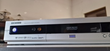 HD-плеер Samsung DVD HR 720 DVD-HR720