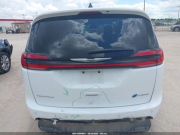 Chrysler Pacifica II 2023 Chrysler Pacifica Hybrid Touring L 2023 3.6l 3.6 Hybryda 260KM, zdjęcie 4