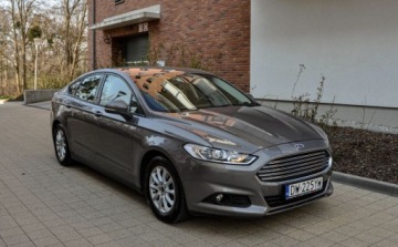 Ford Mondeo V Sedan 1.5 EcoBoost 160KM 2015 Ford Mondeo Salon PL 2015 r. 1.5 Benzyna 160KM, zdjęcie 5
